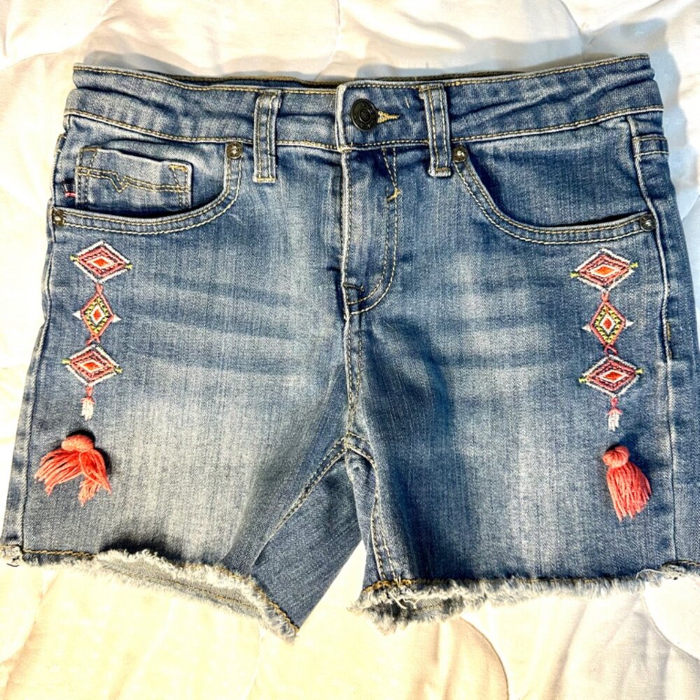 Vigoss Jean Shorts with pretty embroidery size 0
